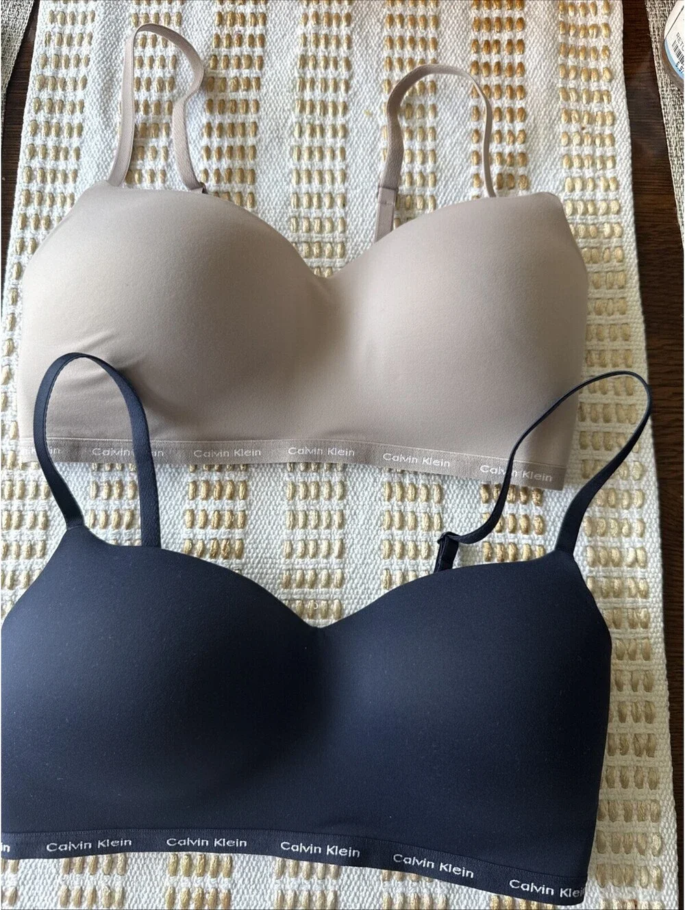 SET OF 2 CALVIN KLEIN LUXELIGHTLY  BRA SIZE M BEIGE NAVY WIRE FREE $86